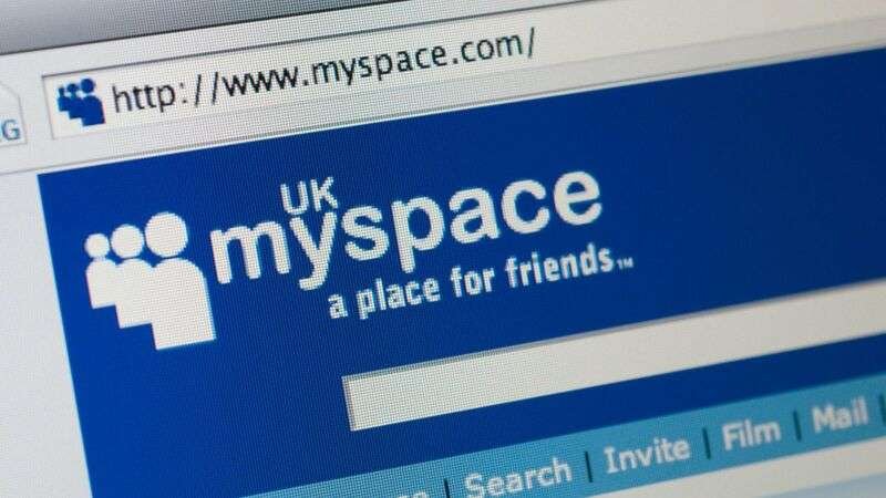 Myspace-websiden vist i en browser med logo, slogan og adressefelt.