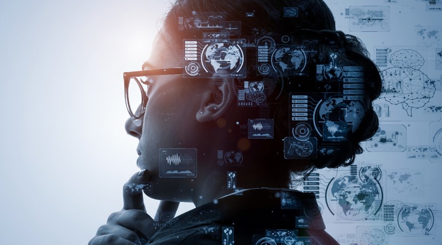 En collage om kunstig intelligens: en pige kigger ud i det fjerne.