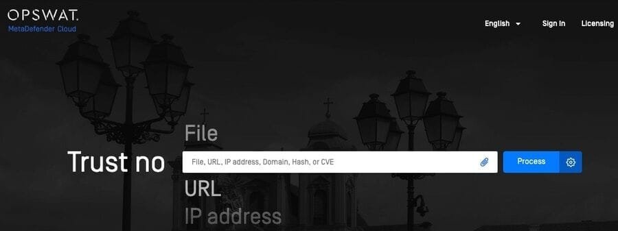 Skærmbillede af MetaDefender online-scanner webside