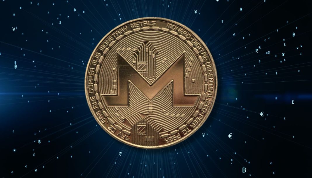 monero-coin Monero kryptovaluta mønt på en mørk baggrund med symboler af forskellige valutaer.