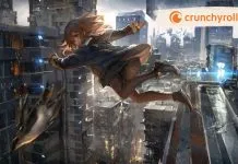 En anime-stil illustration af en pige, der springer gennem luften i en futuristisk by. Byen er fyldt med høje bygninger og lysende elementer. Crunchyroll-logoet er synligt øverst til højre.
