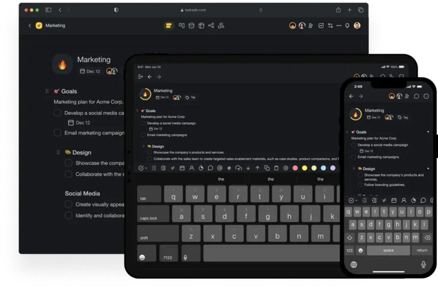 Skærmbillede af Taskade på computer, tablet og smartphone med en marketingplan og opgaver organiseret i mørkt tema.